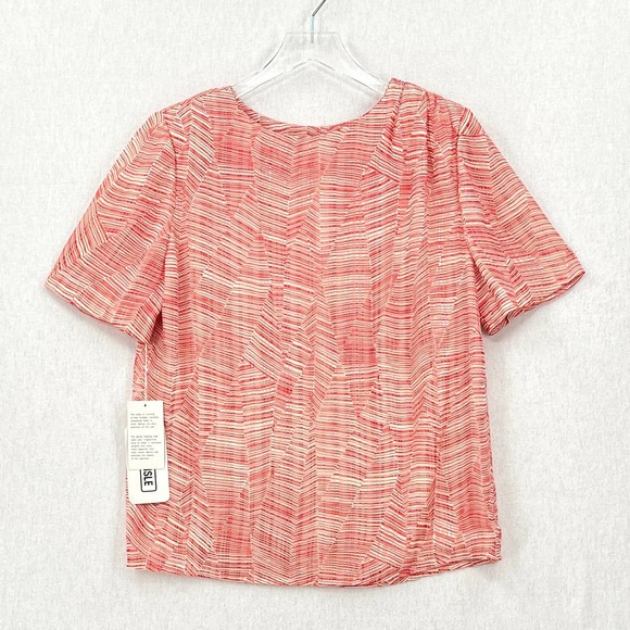 CARLISLE Vintage Shirt Womens 10 Red Cream Silk Short Sleeve Round Neck top - Picture 1 of 15